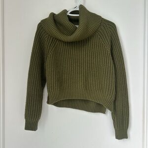 Green Cropped Comfy Knit Sweater